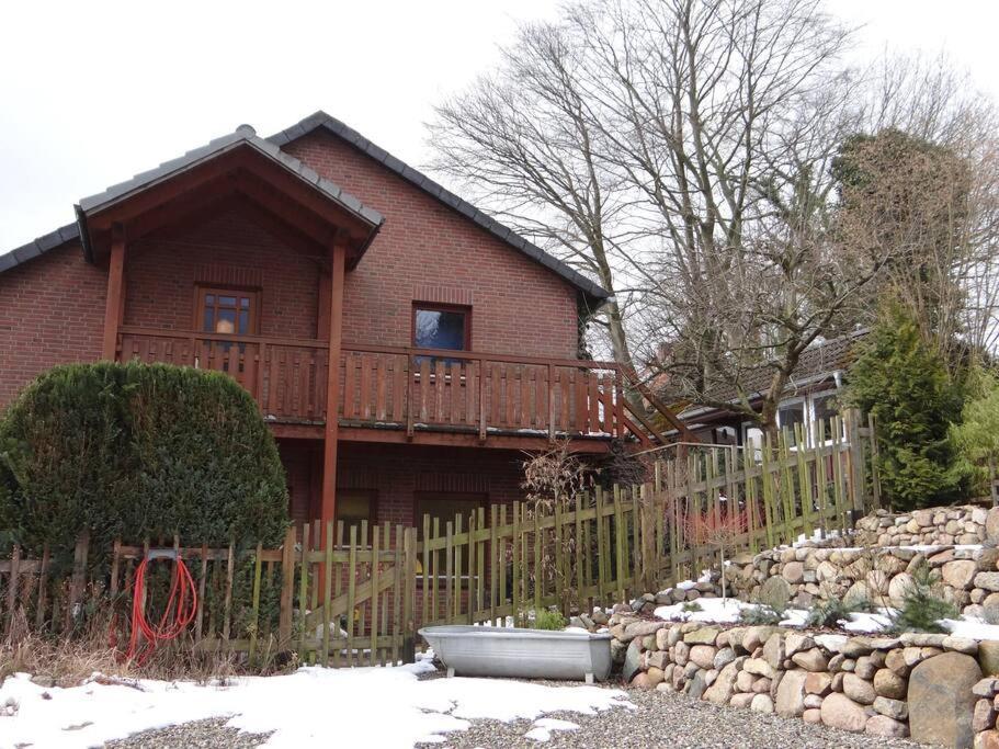 2 Bedroom Beautyful Vacation Home / Ferienhaus Brunsberg Buchholz in der Nordheide Exteriör bild