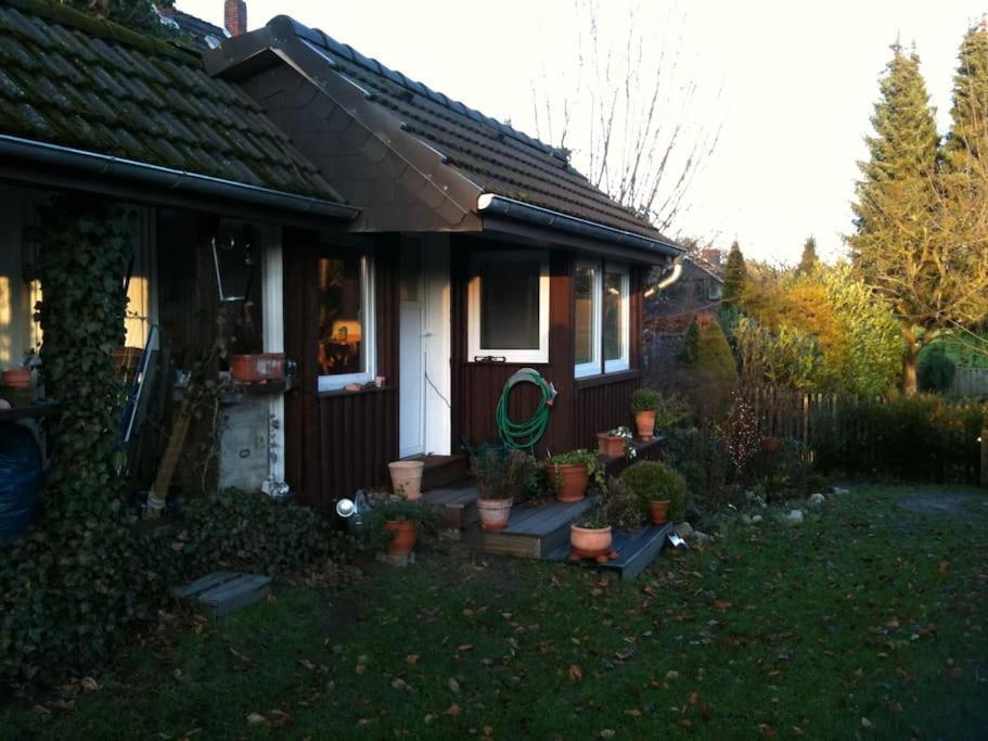 2 Bedroom Beautyful Vacation Home / Ferienhaus Brunsberg Buchholz in der Nordheide Exteriör bild